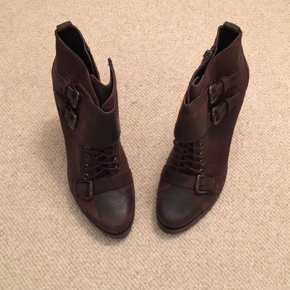rare pliner heel boot brown leather